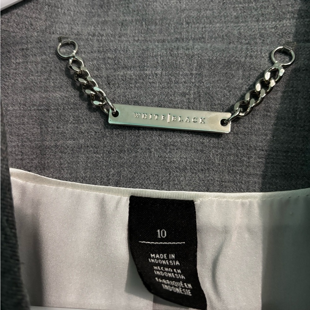 White House Black Market Gray Blazer